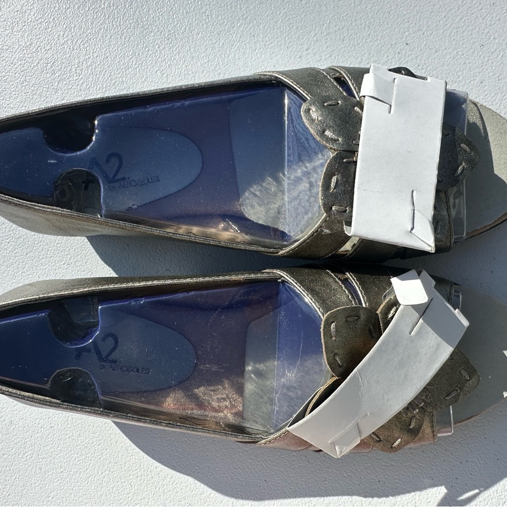 AEROSOLES Gray and White Women's Loafers